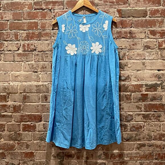 Uncle Frank 100% Cotton Embroidered Floral Mini Dress Size Small - Picture 2 of 8
